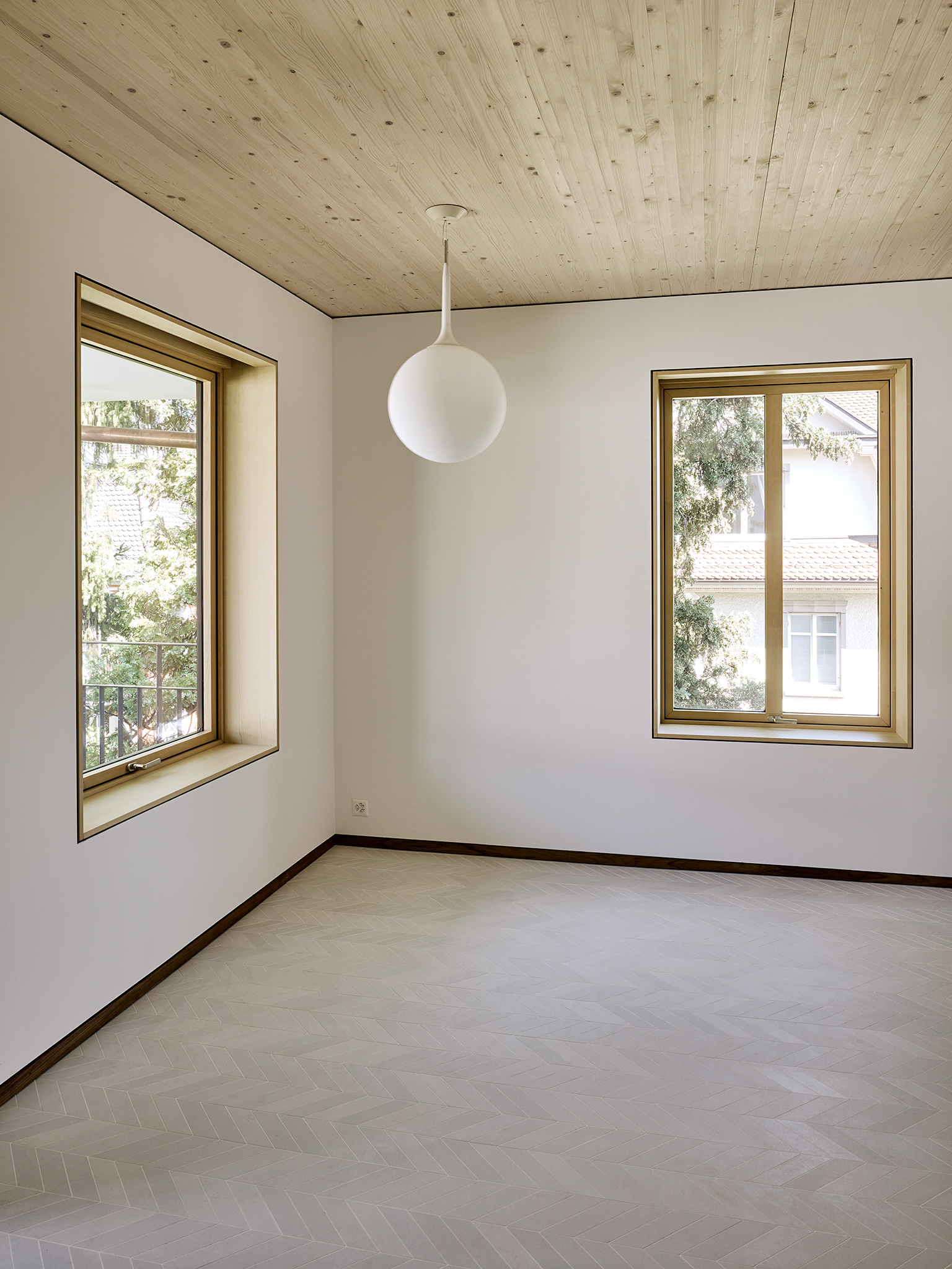 E16604 Alpa 058684 SCREEN